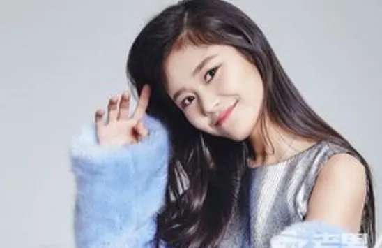 出道16年的岳红女儿,生父是谁现在知道了吗?