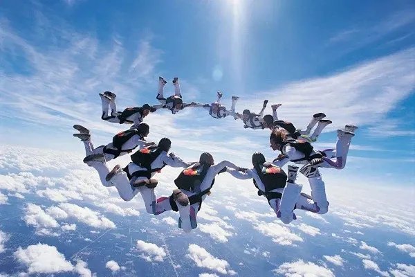 男人梦见自己在飞什么意思 男人梦见自己在飞预示什么