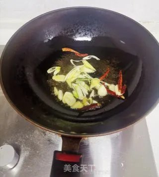 芹菜炒香干