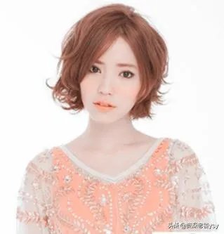 女生时尚短发发型图片?
