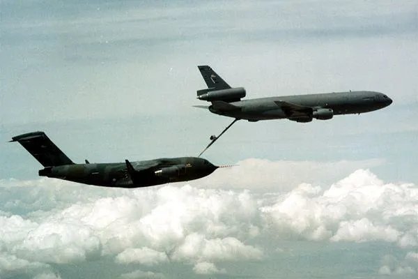 为什么泛美航空公司914号班机消失35年之后又突然出现了？