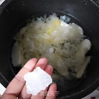 银耳雪梨汤