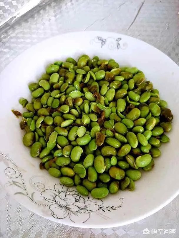青豆炒肉怎么做好吃,青豆炒肉的家常做法?