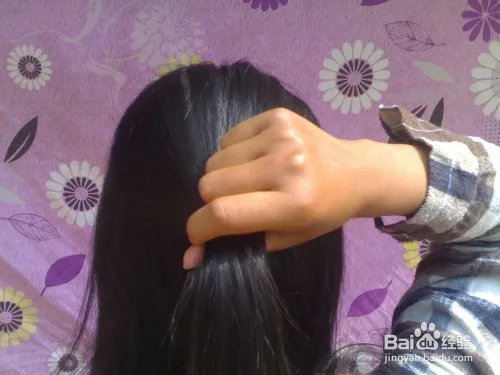 盘发教程:简单好看的盘发教程图解