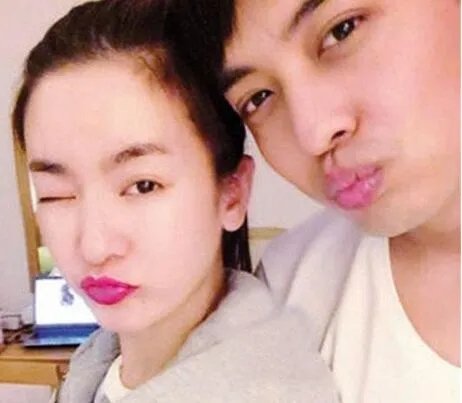 李佳航老婆是谁？  揭秘其求婚现场的感动瞬间