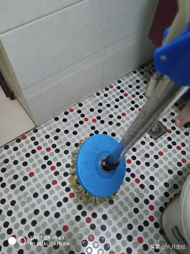 用什么拖地最干净?