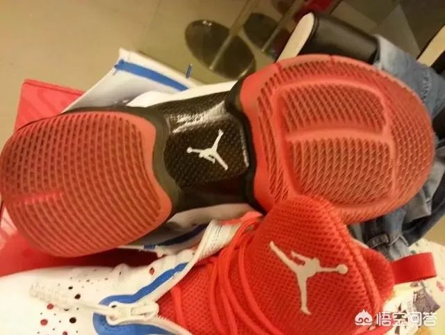 AJ28和AJ33哪个好,有什么建议?