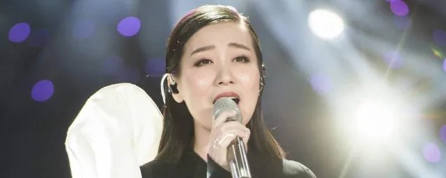 康美之恋歌词