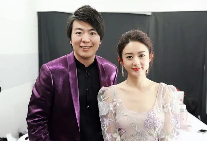 杨迪回应不尊重硬糖少女,网友为何会对杨迪如此恶意谩骂?
