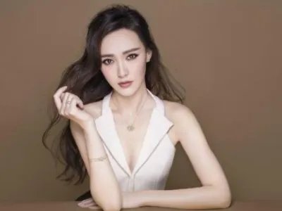 唐嫣15年前拍的剧开播了,隔了这么久才开播的具体原因是什么?