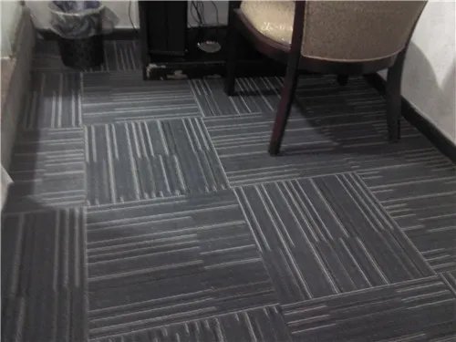 你青睐于pvc片材还是卷材的地板?pvc片材贵吗?