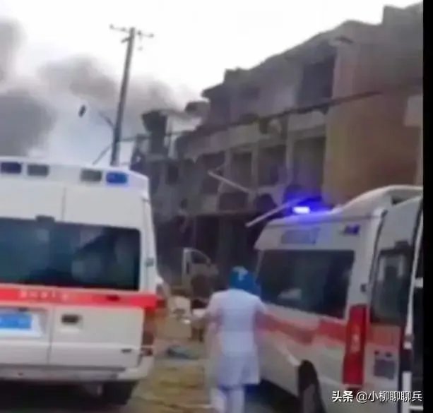 浙江温岭油罐车突发爆炸,汽车被炸飞4层楼高,怎么回事?