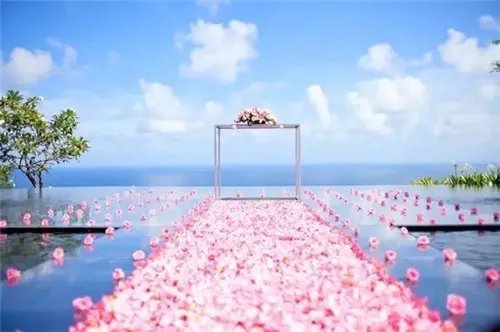 海岛婚礼价格需要多少钱 2017热门婚礼海岛有哪些
