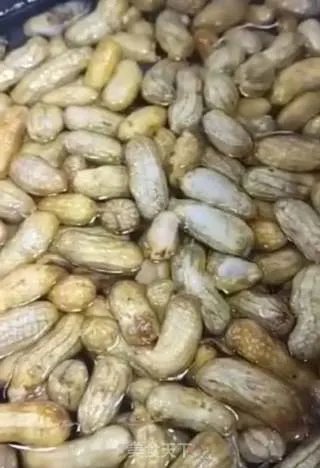 卤味花生