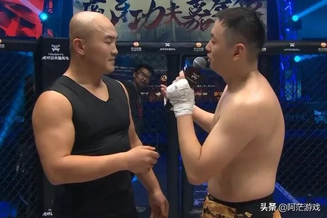 一龙KO药水哥，超过6000万人观看直播，俩人一战创造三个梗，你怎么看？