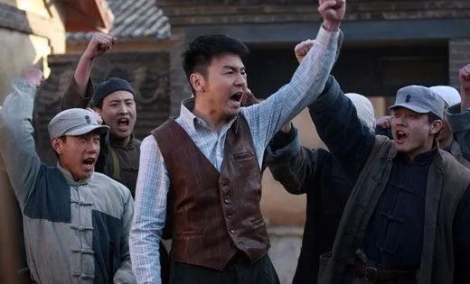 《飞哥大英雄》中有哪些催人泪下的情节?