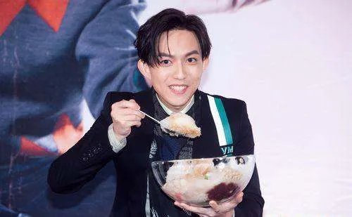 傻子 歌词