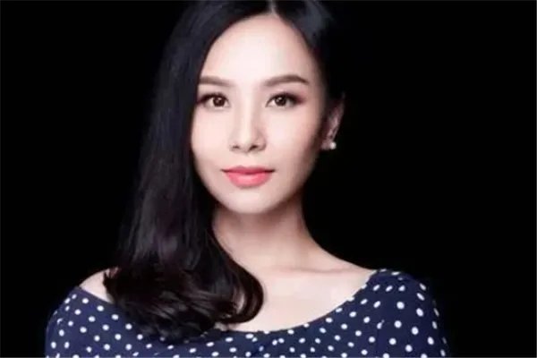 中国顶级富二代排行榜:杨惠妍上榜,他被称为现代儒商
