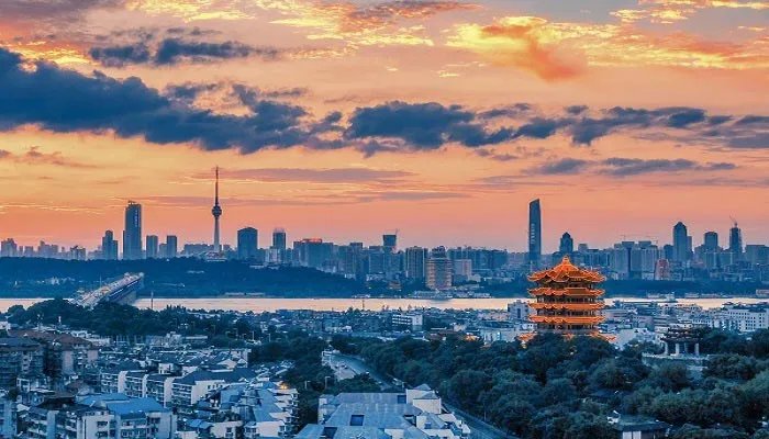 欲穷千里目更上一层楼描写哪个省 欲穷千里目更上一层楼描写的是哪个地方