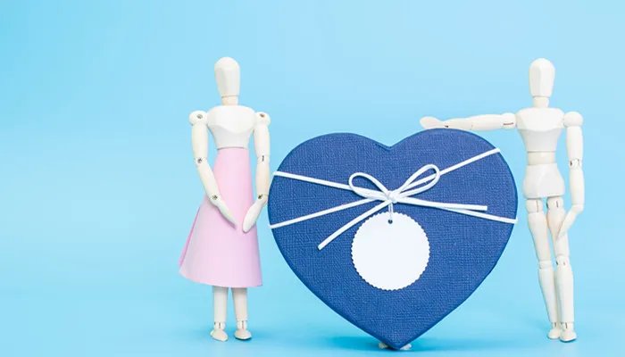 新婚贺词四字有哪些 新婚贺词四字一句话的新婚贺词