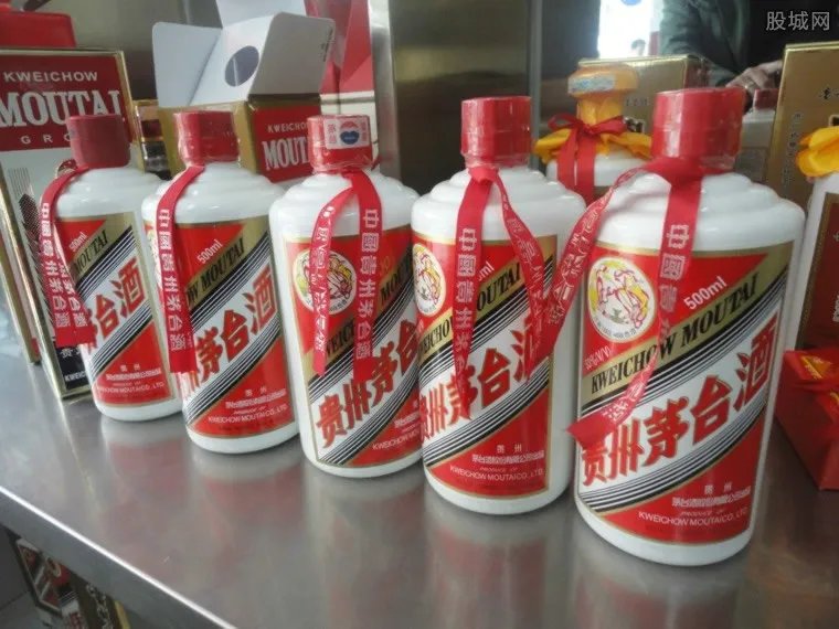 国内首家千亿酒企 茅台2019年销量突破千亿