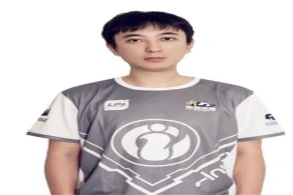 中国顶级富二代排行榜:杨惠妍上榜,他被称为现代儒商