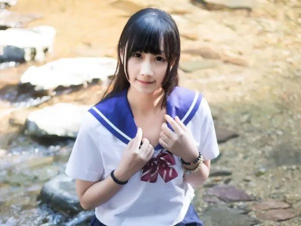 使用jk制服女生头像的人,一般性格都怎么样?