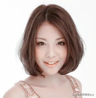女生时尚短发发型图片?