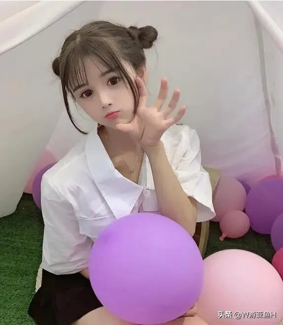 又一女主播“着了道”!原因竟比古阿扎还上头,换衣全程遭镜子直播,如何评价?