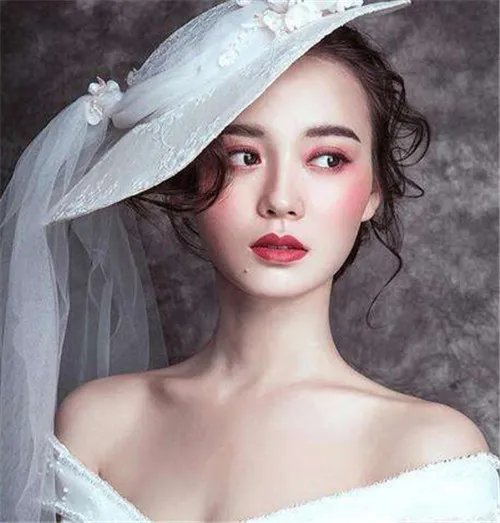 最美的婚礼妆容 让美的记忆存留一世