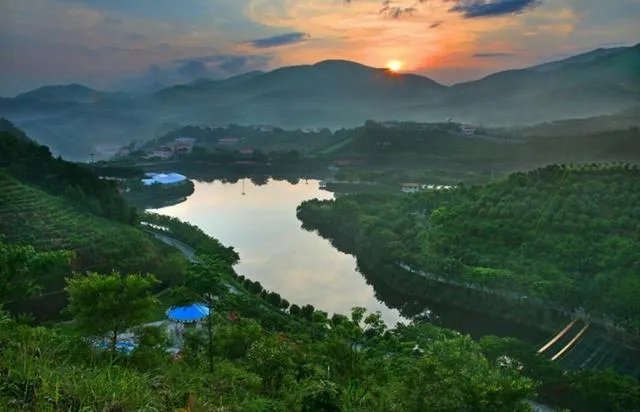 梅州雁鸣湖景色很美吗?