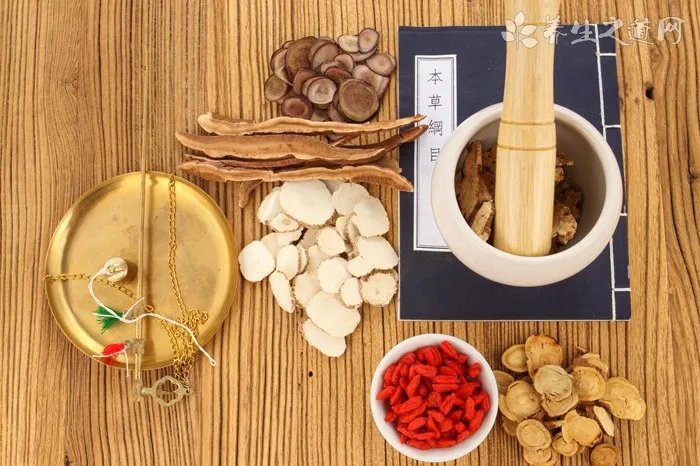 马棘的药用价值_马棘的副作用