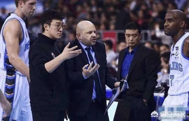 北京男篮主帅能不能带领北京男篮进入2019年篮球联赛四强?