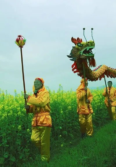 漂亮妈妈沉沦黑人同学全文阅读