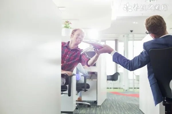 乌龟白眼病怎么治,教你怎么治疗乌龟白眼病