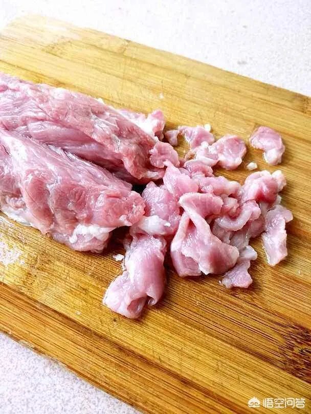 青豆炒肉怎么做好吃,青豆炒肉的家常做法?