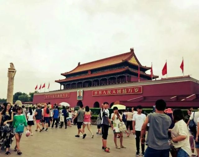 成都是不是国家中心城市?