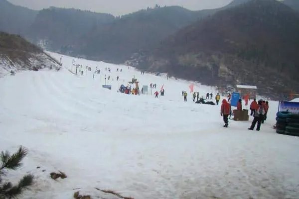 金象山