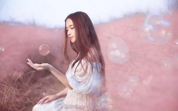 杨幂带病拍戏,现实生中你会那么拼吗?