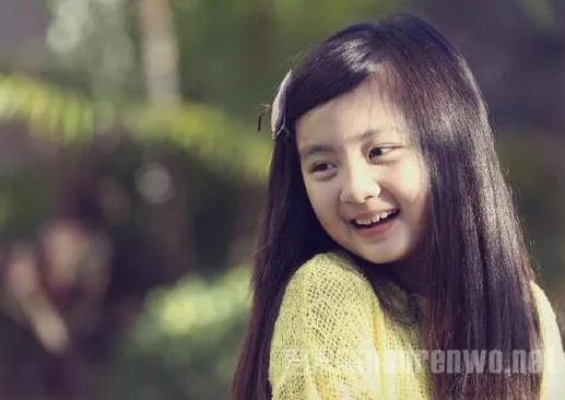 黄磊两个女儿照片图：黄磊二胎女儿近照酷似多多