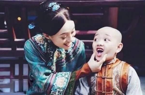 周莹养子吴怀先的来历是什么?