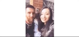 女球迷强吻梅西:动态画面曝光到底怎么回事?