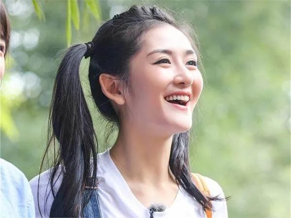 你对谢娜的主持风格有何评价?