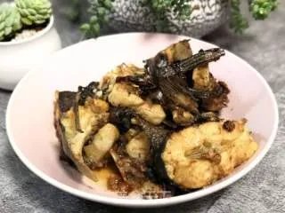 油焖长江回鱼