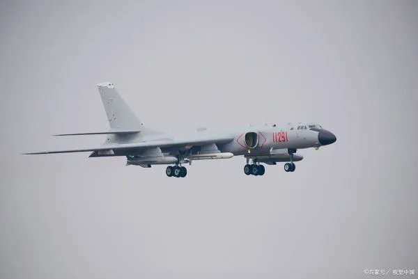 轰六飞机为什么一直保留到现在?轰6N和轰6K有什么区别?