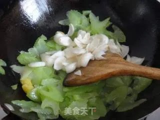 西芹百合