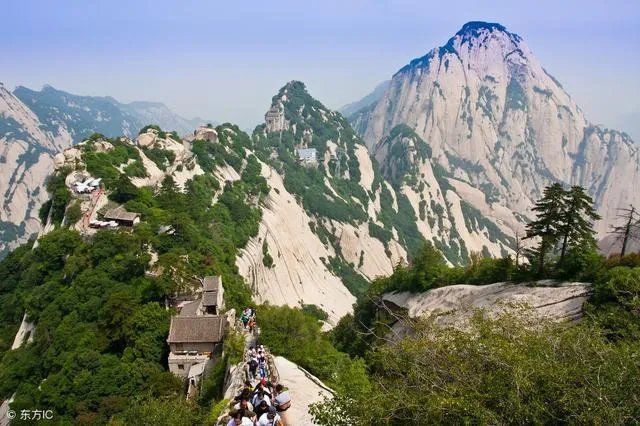 华山为何被称为“奇险天下第一山”?