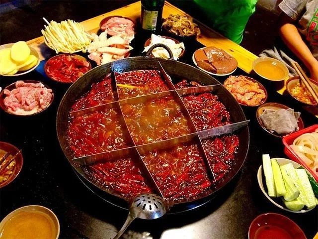 成都是不是国家中心城市?