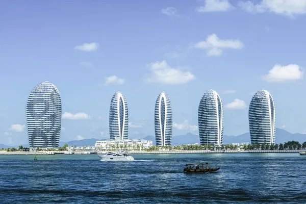 三亚实行临时性全域静态管理,当地的疫情处于什么阶段?
