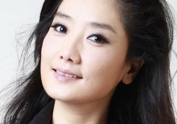 玲花结婚的时候,曾毅为什么哭了?